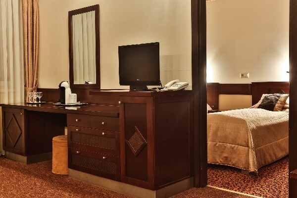 Hunguest Hotel Apollo, Családi szoba (kétlégterű - 4 alapágy)