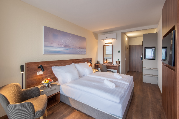 Hunguest Hotel Panoráma, Супериор двокреветна / двокреветна соба с погледом на језеро