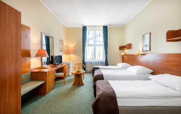 Hotel Millennium, Triple room
