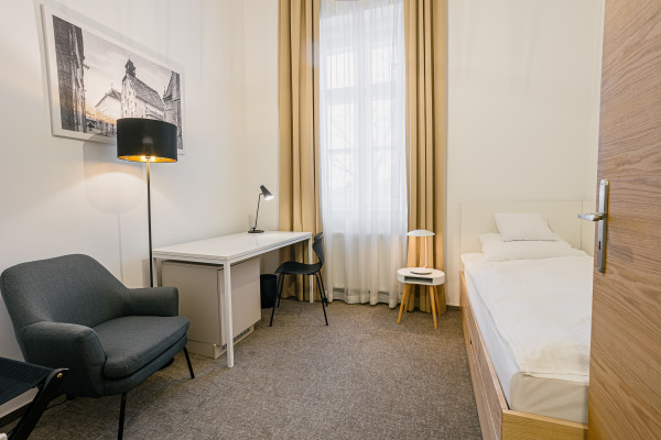 Hotel Benedict, Standard egyágyas szoba