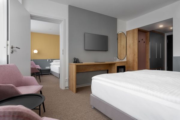 Hunguest Hotel Béke, Rodinný, propojený pokoj (2 dvoulůžkové pokoje s balkonem)