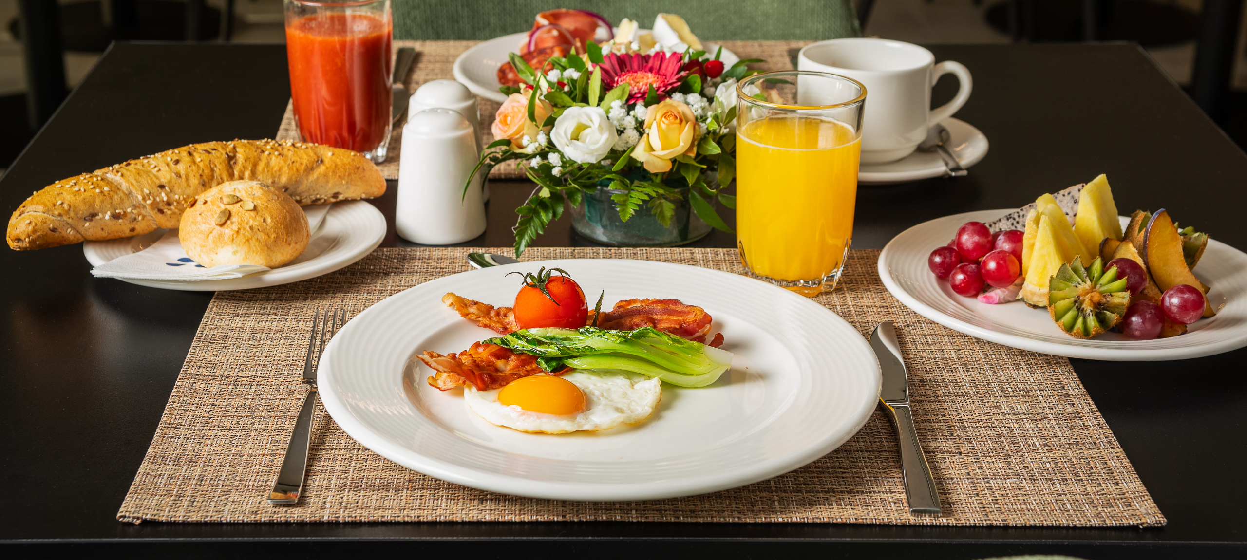 Eger - Hunguest Hotel Flóra - All inclusive ajánlat fürdőbelépővel